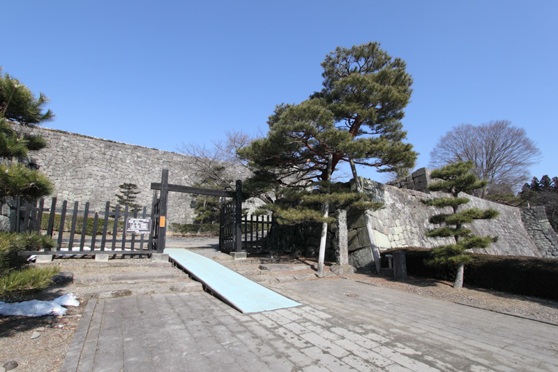 白河小峰城清水門